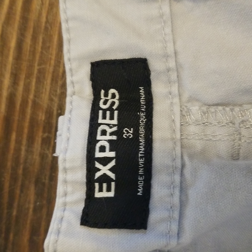 Express Gray Shorts - Picture 3 of 6